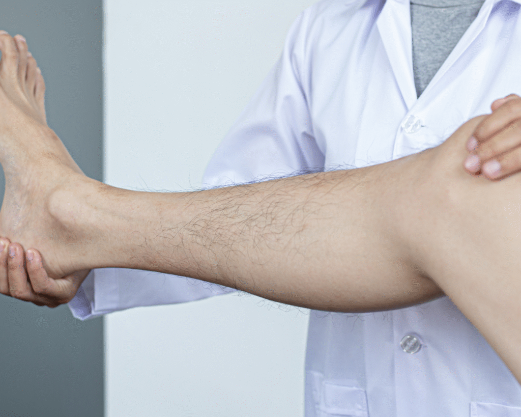 Tratamento de medicina regenerativa musculoesquelética para reabilitação de pacientes oncológicos em São Paulo com Dra. Karen Voltan.